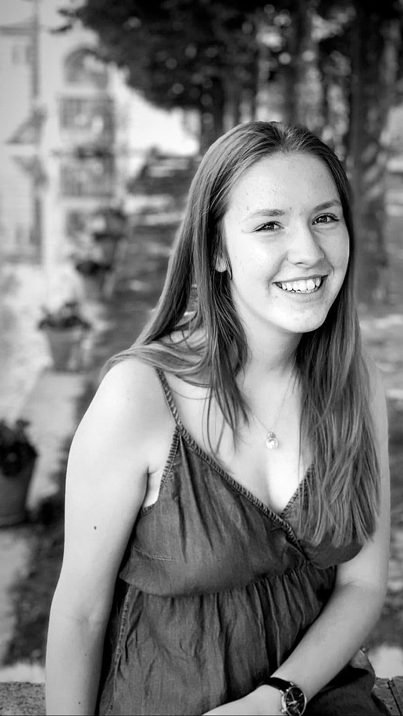 Portrait von Vergissmeinnicht Brautmobil